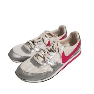 Women's Nike Sneakers Size 9